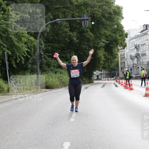 14.06.2026 - REWE Women's Run Jannik Wohlers http://msf.ph/oto/9803565 14.06.2026 10:23:02 Laufen 1 meine-sportfotos.de