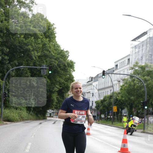 14.06.2026 - REWE Women's Run Jannik Wohlers http://msf.ph/oto/9803584 14.06.2026 10:23:06 Laufen 10228 meine-sportfotos.de