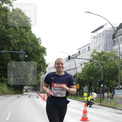 14.06.2026 - REWE Women's Run Jannik Wohlers http://msf.ph/oto/9803597 14.06.2026 10:23:06 Laufen 10228, 7 meine-sportfotos.de