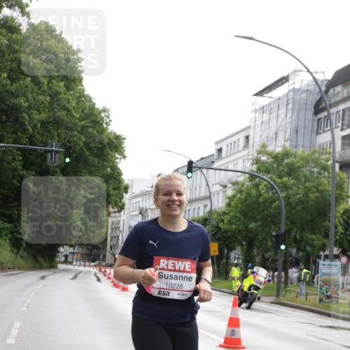 14.06.2026 - REWE Women's Run Jannik Wohlers http://msf.ph/oto/9803601 14.06.2026 10:23:06 Laufen 10228, 7 meine-sportfotos.de