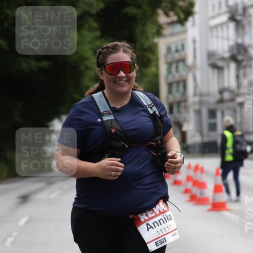 14.06.2026 - REWE Women's Run Jannik Wohlers http://msf.ph/oto/9803649 14.06.2026 10:24:59 Laufen 11117 meine-sportfotos.de