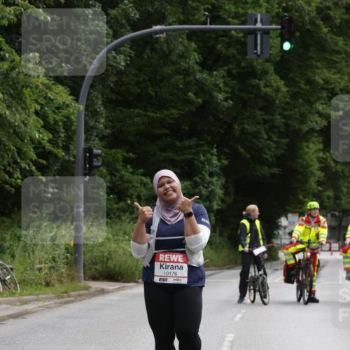 14.06.2026 - REWE Women's Run Jannik Wohlers http://msf.ph/oto/9803701 14.06.2026 10:28:19 Laufen 10176 meine-sportfotos.de