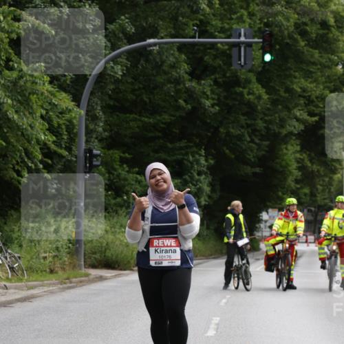 14.06.2026 - REWE Women's Run Jannik Wohlers http://msf.ph/oto/9803703 14.06.2026 10:28:19 Laufen 10176 meine-sportfotos.de