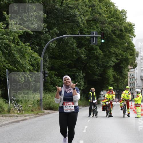 14.06.2026 - REWE Women's Run Jannik Wohlers http://msf.ph/oto/9803710 14.06.2026 10:28:19 Laufen 10176 meine-sportfotos.de