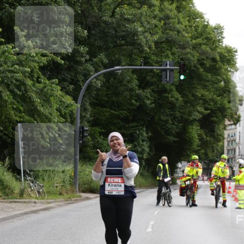 14.06.2026 - REWE Women's Run Jannik Wohlers http://msf.ph/oto/9803719 14.06.2026 10:28:20 Laufen 10176, 7 meine-sportfotos.de