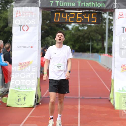 14.06.2026 - 7 Türme Triathlon Andreas Tolksdorf http://msf.ph/oto/9803720 14.06.2026 15:26:44 Ziel 1177 meine-sportfotos.de