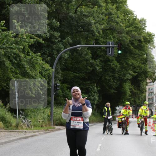 14.06.2026 - REWE Women's Run Jannik Wohlers http://msf.ph/oto/9803722 14.06.2026 10:28:20 Laufen 10176, 57 meine-sportfotos.de