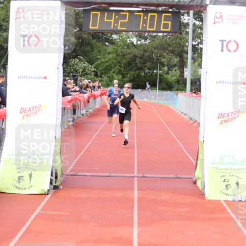 14.06.2026 - 7 Türme Triathlon Andreas Tolksdorf http://msf.ph/oto/9803736 14.06.2026 15:27:05 Ziel 925, 1161, 1170 meine-sportfotos.de