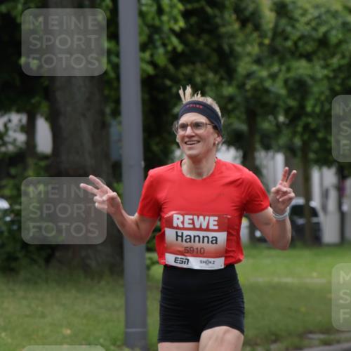 14.06.2026 - REWE Women's Run Jannik Wohlers http://msf.ph/oto/9803792 14.06.2026 10:36:35 Laufen 5910, 7 meine-sportfotos.de