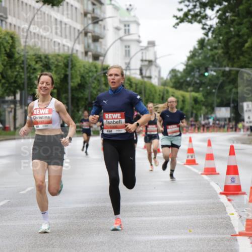 14.06.2026 - REWE Women's Run Jannik Wohlers http://msf.ph/oto/9803818 14.06.2026 10:36:40 Laufen 5737, 67, 5906 meine-sportfotos.de