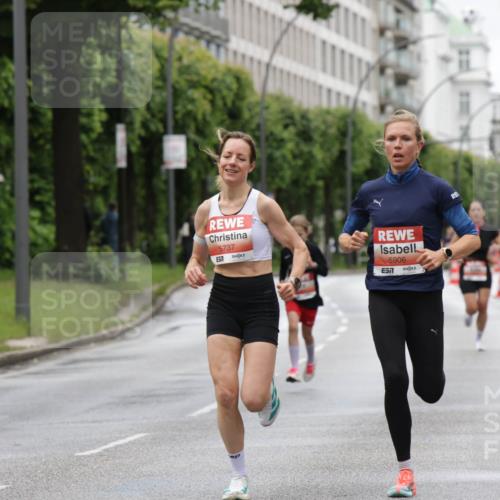 14.06.2026 - REWE Women's Run Jannik Wohlers http://msf.ph/oto/9803821 14.06.2026 10:36:41 Laufen 5737, 517, 5906 meine-sportfotos.de