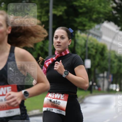 14.06.2026 - REWE Women's Run Jannik Wohlers http://msf.ph/oto/9803877 14.06.2026 10:36:50 Laufen 091, 6049 meine-sportfotos.de
