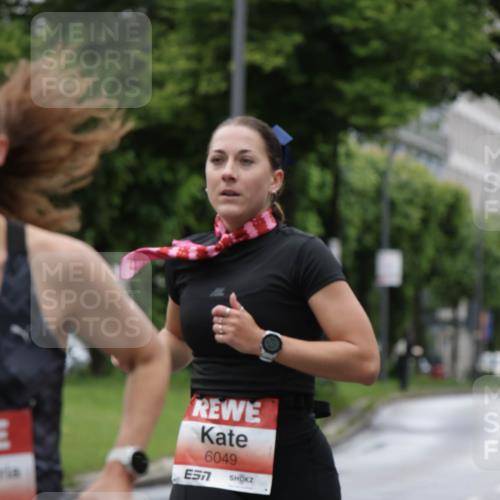 14.06.2026 - REWE Women's Run Jannik Wohlers http://msf.ph/oto/9803879 14.06.2026 10:36:50 Laufen 6049 meine-sportfotos.de