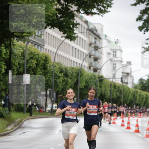 14.06.2026 - REWE Women's Run Jannik Wohlers http://msf.ph/oto/9803884 14.06.2026 10:36:52 Laufen 5386, 7, 5263, 657 meine-sportfotos.de