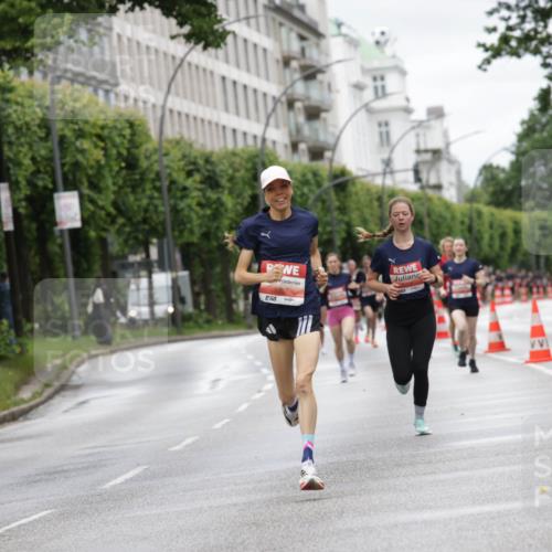 14.06.2026 - REWE Women's Run Jannik Wohlers http://msf.ph/oto/9803914 14.06.2026 10:37:01 Laufen 5, 5007 meine-sportfotos.de