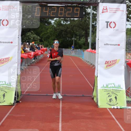 14.06.2026 - 7 Türme Triathlon Andreas Tolksdorf http://msf.ph/oto/9803915 14.06.2026 15:28:28 Ziel 1029, 1058, 1081 meine-sportfotos.de