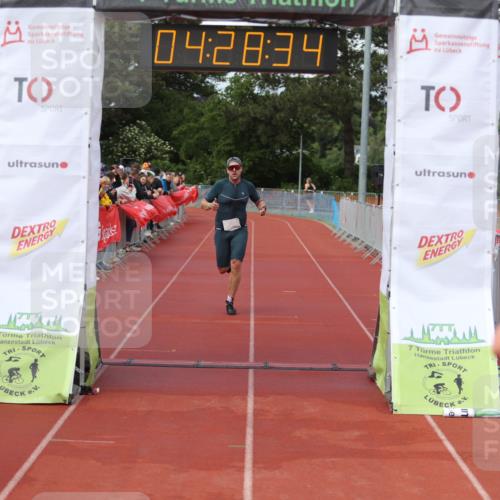14.06.2026 - 7 Türme Triathlon Andreas Tolksdorf http://msf.ph/oto/9803927 14.06.2026 15:28:33 Ziel 1058, 1081 meine-sportfotos.de