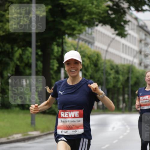 14.06.2026 - REWE Women's Run Jannik Wohlers http://msf.ph/oto/9803947 14.06.2026 10:37:04 Laufen 5007, 51 meine-sportfotos.de
