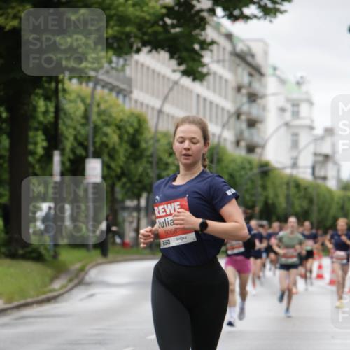 14.06.2026 - REWE Women's Run Jannik Wohlers http://msf.ph/oto/9803964 14.06.2026 10:37:05 Laufen 5068 meine-sportfotos.de
