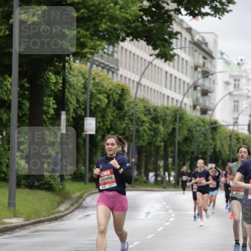 14.06.2026 - REWE Women's Run Jannik Wohlers http://msf.ph/oto/9803987 14.06.2026 10:37:09 Laufen 6361 meine-sportfotos.de