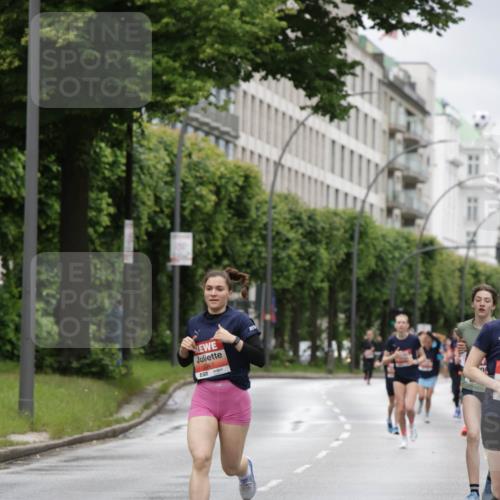 14.06.2026 - REWE Women's Run Jannik Wohlers http://msf.ph/oto/9803988 14.06.2026 10:37:09 Laufen 51 meine-sportfotos.de