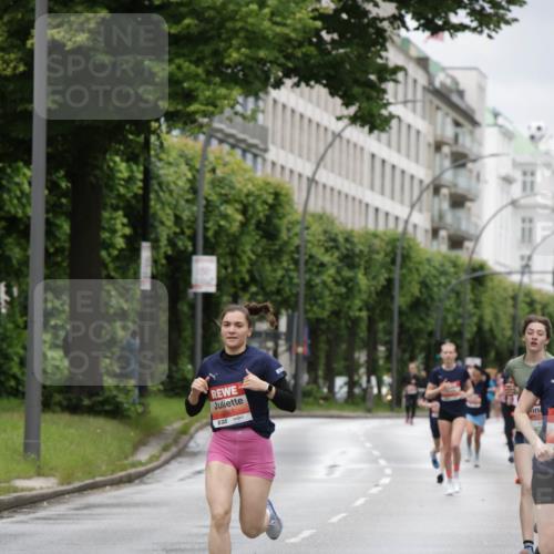 14.06.2026 - REWE Women's Run Jannik Wohlers http://msf.ph/oto/9803990 14.06.2026 10:37:09 Laufen 5361, 51 meine-sportfotos.de