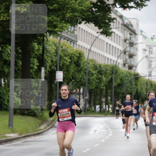 14.06.2026 - REWE Women's Run Jannik Wohlers http://msf.ph/oto/9803993 14.06.2026 10:37:09 Laufen 5361 meine-sportfotos.de