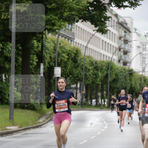 14.06.2026 - REWE Women's Run Jannik Wohlers http://msf.ph/oto/9803994 14.06.2026 10:37:09 Laufen 5361 meine-sportfotos.de