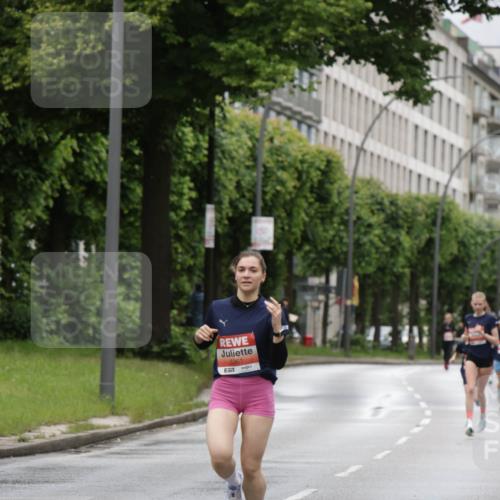 14.06.2026 - REWE Women's Run Jannik Wohlers http://msf.ph/oto/9804002 14.06.2026 10:37:09 Laufen 5361, 57 meine-sportfotos.de