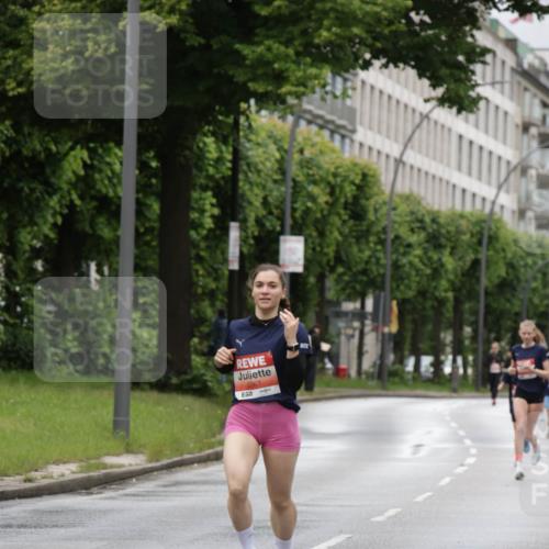 14.06.2026 - REWE Women's Run Jannik Wohlers http://msf.ph/oto/9804004 14.06.2026 10:37:09 Laufen 5361 meine-sportfotos.de