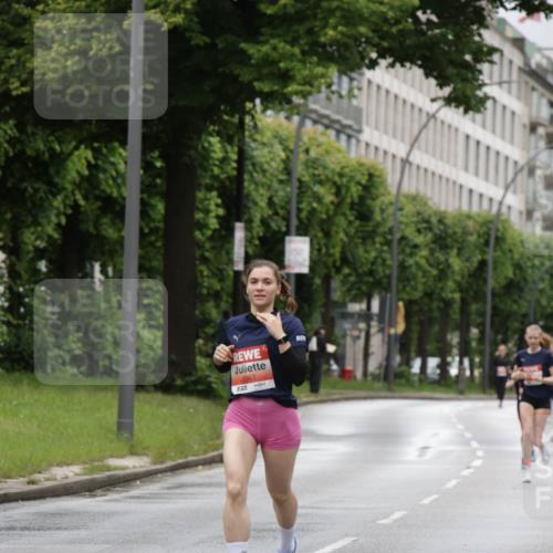 14.06.2026 - REWE Women's Run Jannik Wohlers http://msf.ph/oto/9804005 14.06.2026 10:37:09 Laufen 5361 meine-sportfotos.de