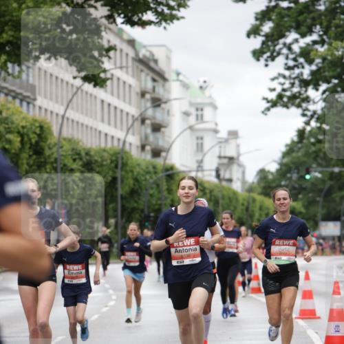 14.06.2026 - REWE Women's Run Jannik Wohlers http://msf.ph/oto/9804051 14.06.2026 10:37:16 Laufen 5336, 57, 6051 meine-sportfotos.de