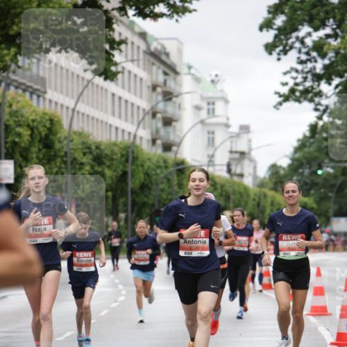 14.06.2026 - REWE Women's Run Jannik Wohlers http://msf.ph/oto/9804054 14.06.2026 10:37:17 Laufen 5493, 5336, 6051 meine-sportfotos.de