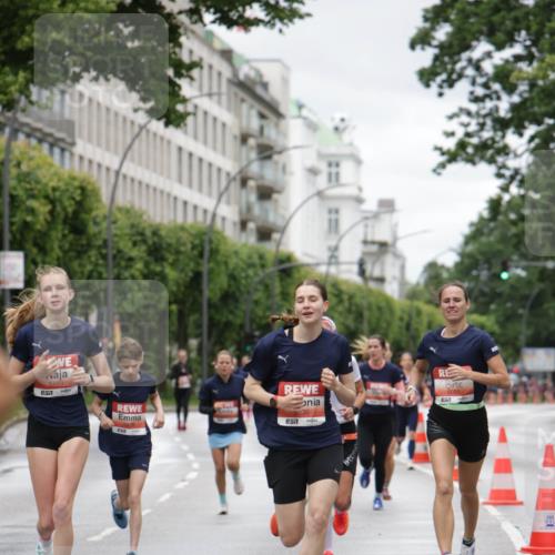 14.06.2026 - REWE Women's Run Jannik Wohlers http://msf.ph/oto/9804057 14.06.2026 10:37:17 Laufen 5493, 7, 336, 6051, 577, 7 meine-sportfotos.de