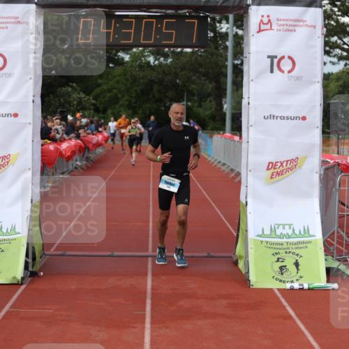 14.06.2026 - 7 Türme Triathlon Andreas Tolksdorf http://msf.ph/oto/9804061 14.06.2026 15:30:56 Ziel 1166, 1720 meine-sportfotos.de