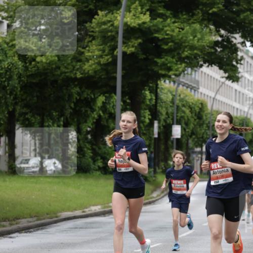 14.06.2026 - REWE Women's Run Jannik Wohlers http://msf.ph/oto/9804066 14.06.2026 10:37:18 Laufen 5493, 5336, 57 meine-sportfotos.de