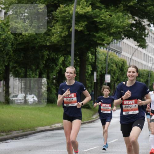 14.06.2026 - REWE Women's Run Jannik Wohlers http://msf.ph/oto/9804071 14.06.2026 10:37:19 Laufen 5493, 5336, 657 meine-sportfotos.de