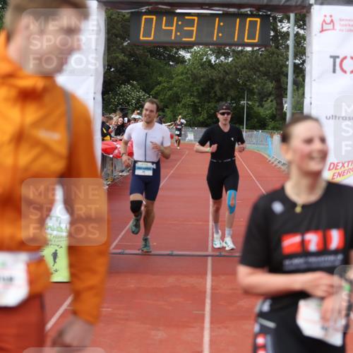 14.06.2026 - 7 Türme Triathlon Andreas Tolksdorf http://msf.ph/oto/9804114 14.06.2026 15:31:09 Ziel 888, 974, 991, 1166, 1720 meine-sportfotos.de