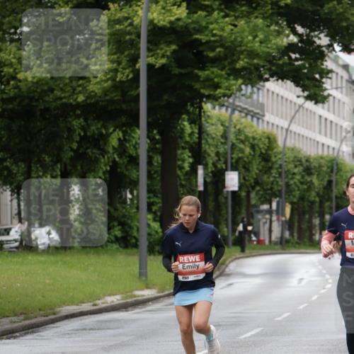 14.06.2026 - REWE Women's Run Jannik Wohlers http://msf.ph/oto/9804123 14.06.2026 10:37:23 Laufen 5860 meine-sportfotos.de