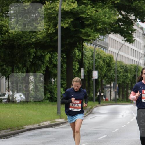 14.06.2026 - REWE Women's Run Jannik Wohlers http://msf.ph/oto/9804127 14.06.2026 10:37:23 Laufen 5860 meine-sportfotos.de