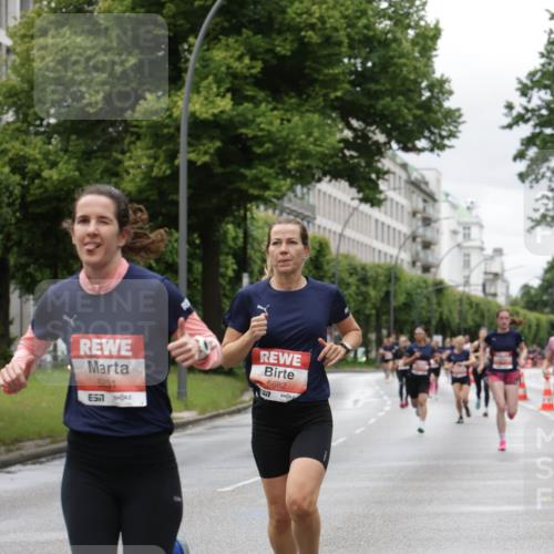 14.06.2026 - REWE Women's Run Jannik Wohlers http://msf.ph/oto/9804156 14.06.2026 10:37:26 Laufen 5231, 5682 meine-sportfotos.de
