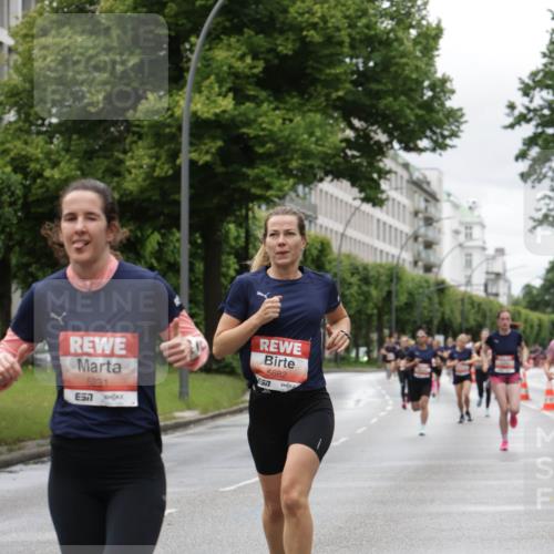 14.06.2026 - REWE Women's Run Jannik Wohlers http://msf.ph/oto/9804157 14.06.2026 10:37:26 Laufen 5231, 5682, 7 meine-sportfotos.de