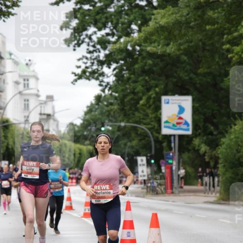 14.06.2026 - REWE Women's Run Jannik Wohlers http://msf.ph/oto/9804170 14.06.2026 10:37:28 Laufen 5990, 5306, 7 meine-sportfotos.de
