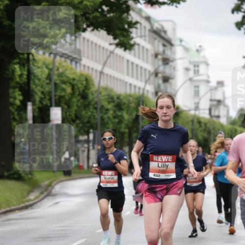 14.06.2026 - REWE Women's Run Jannik Wohlers http://msf.ph/oto/9804190 14.06.2026 10:37:30 Laufen 5045, 5990, 57 meine-sportfotos.de