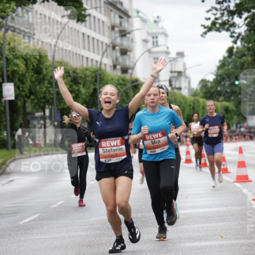 14.06.2026 - REWE Women's Run Jannik Wohlers http://msf.ph/oto/9804224 14.06.2026 10:37:33 Laufen 5458, 7, 5707 meine-sportfotos.de