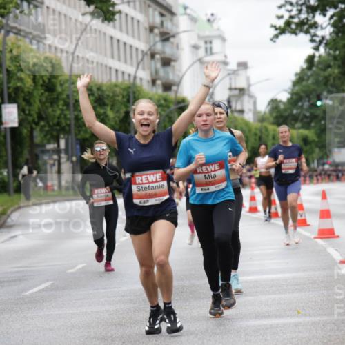14.06.2026 - REWE Women's Run Jannik Wohlers http://msf.ph/oto/9804226 14.06.2026 10:37:33 Laufen 5458, 7, 5707, 7 meine-sportfotos.de