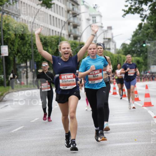 14.06.2026 - REWE Women's Run Jannik Wohlers http://msf.ph/oto/9804227 14.06.2026 10:37:33 Laufen 5707, 5458, 37 meine-sportfotos.de