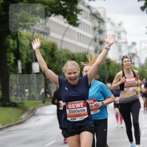 14.06.2026 - REWE Women's Run Jannik Wohlers http://msf.ph/oto/9804235 14.06.2026 10:37:34 Laufen 5458, 07, 9 meine-sportfotos.de