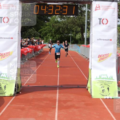 14.06.2026 - 7 Türme Triathlon Andreas Tolksdorf http://msf.ph/oto/9804239 14.06.2026 15:32:30 Ziel 840, 901, 917 meine-sportfotos.de