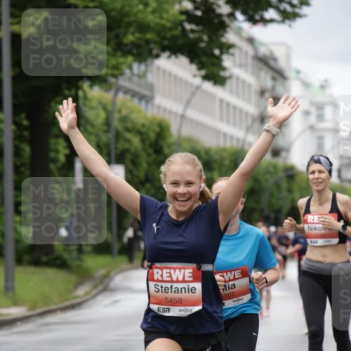 14.06.2026 - REWE Women's Run Jannik Wohlers http://msf.ph/oto/9804243 14.06.2026 10:37:35 Laufen 5458, 5707, 6380 meine-sportfotos.de